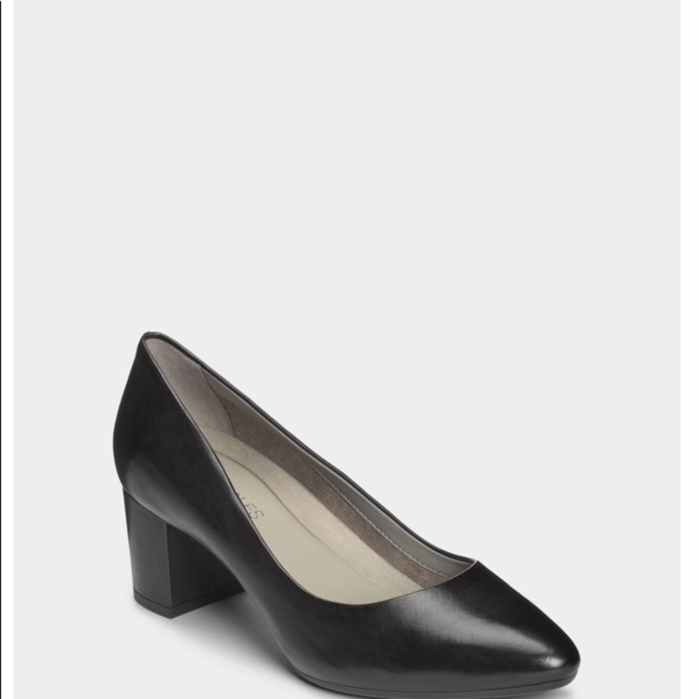 Aerosoles BLM leather wide heel pump (SilverStar)